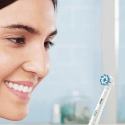 Oral B Oral-B Pro 2 2700 - Sensi Ultra Thin - Elektrische Tandenborstel - Wit 38 Oral B Oral-B Pro 2 2700 - Sensi Ultra Thin - Elektrische Tandenborstel - Wit -Oral B Shop 1200x1200 139