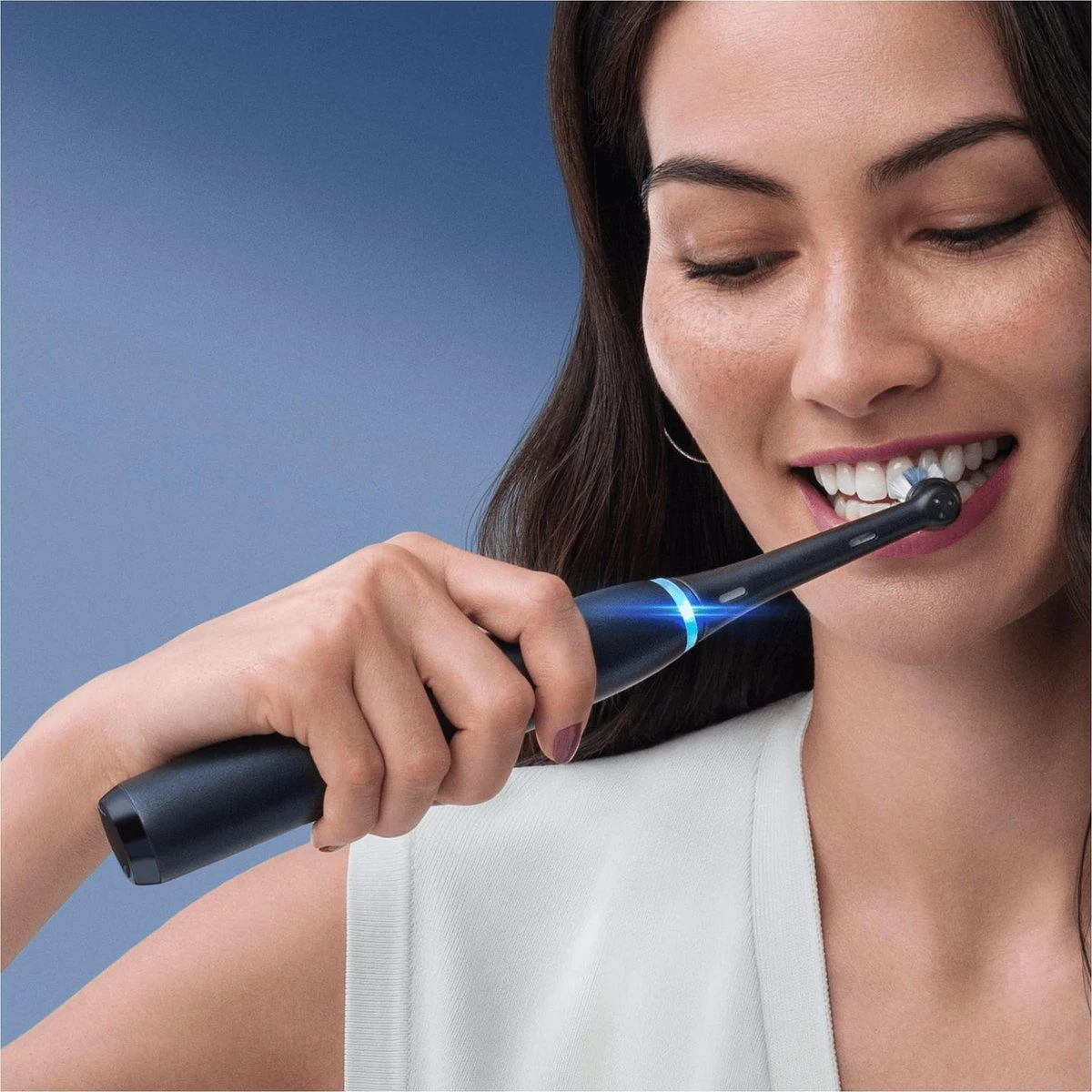 Oral B Oral-B IO 8n - Elektrische Tandenborstel - Zwart 8 Oral B Oral-B IO 8n - Elektrische Tandenborstel - Zwart - Afbeelding 8