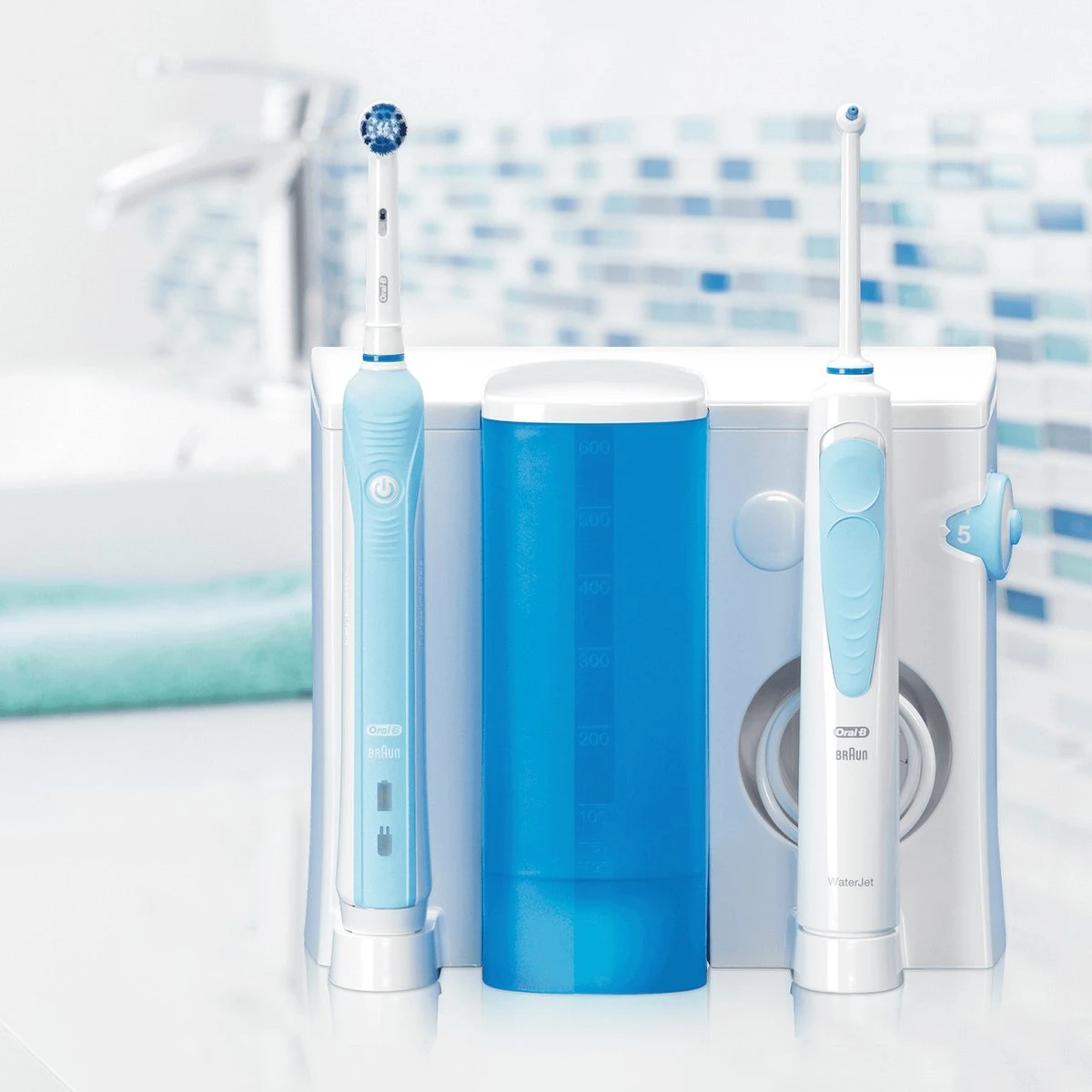 Oral B Braun Oral-B WaterJet + PRO 700 - Monddouche 6 Oral B Braun Oral-B WaterJet + PRO 700 - Monddouche - Afbeelding 6