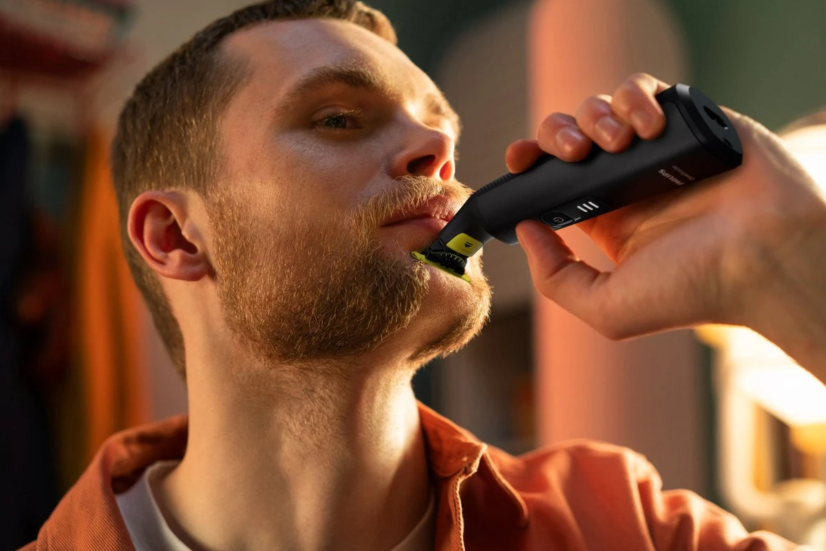 Philips OneBlade Pro 360 Face + Body QP6541/15 - Trimmer, Scheerapparaat En Styler 13 Philips OneBlade Pro 360 Face + Body QP6541/15 - Trimmer, Scheerapparaat En Styler - Afbeelding 13