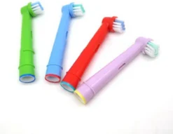 EB-10A Opzetborstels Voor Kids - 12 Stuks Vardaan Opzetborstel Voor Elektrische Tandenborstels - Oral-B - Voor Kleine Tandjes - Zachte Borstelharen - Oral-B - Voor Elektrische Tandenborstel - Mondhygiëne - Junior - 12x -Oral B Shop 1200x927 1