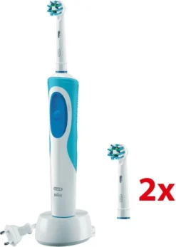 Oral B Oral-B - Vitality Starterpack - Incl. 2nd Refill 17 Oral B Oral-B - Vitality Starterpack - Incl. 2nd Refill -Oral B Shop 853x1200 3