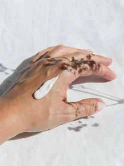 Alternative view of Handcrème Met CBD En Aloë Vera Van Nordic Oil© - 100 Mg CBD - Vegan - 50ml - Handcrème Voor Droge Handen